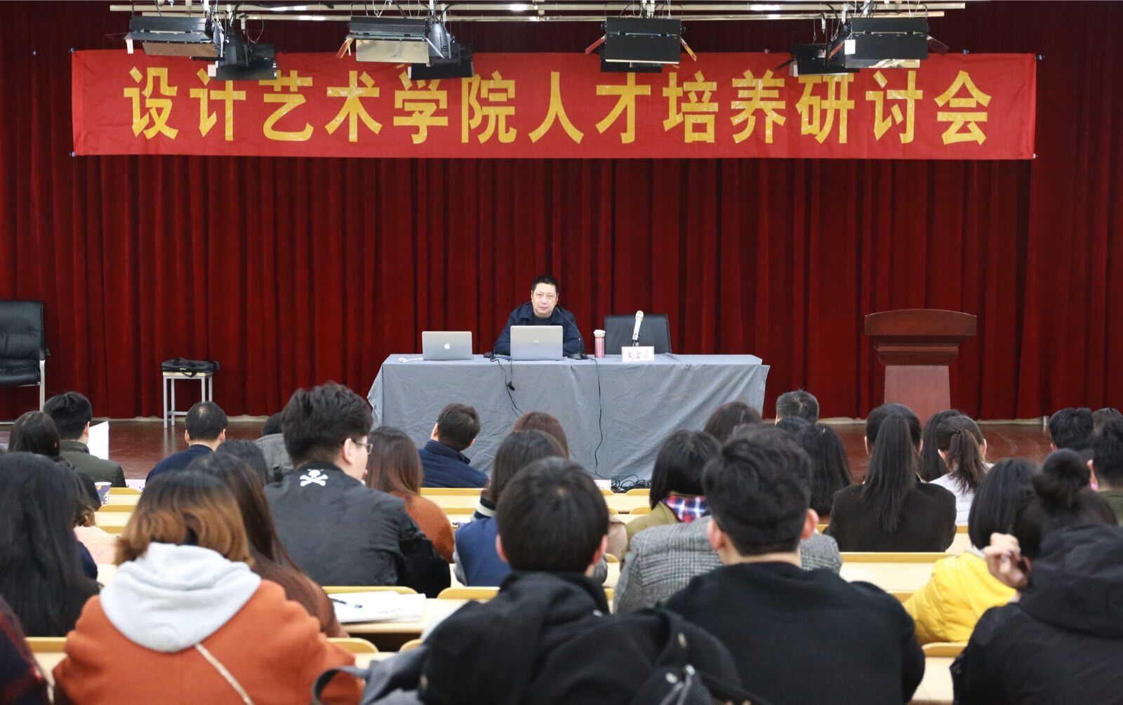 图1.jpg
