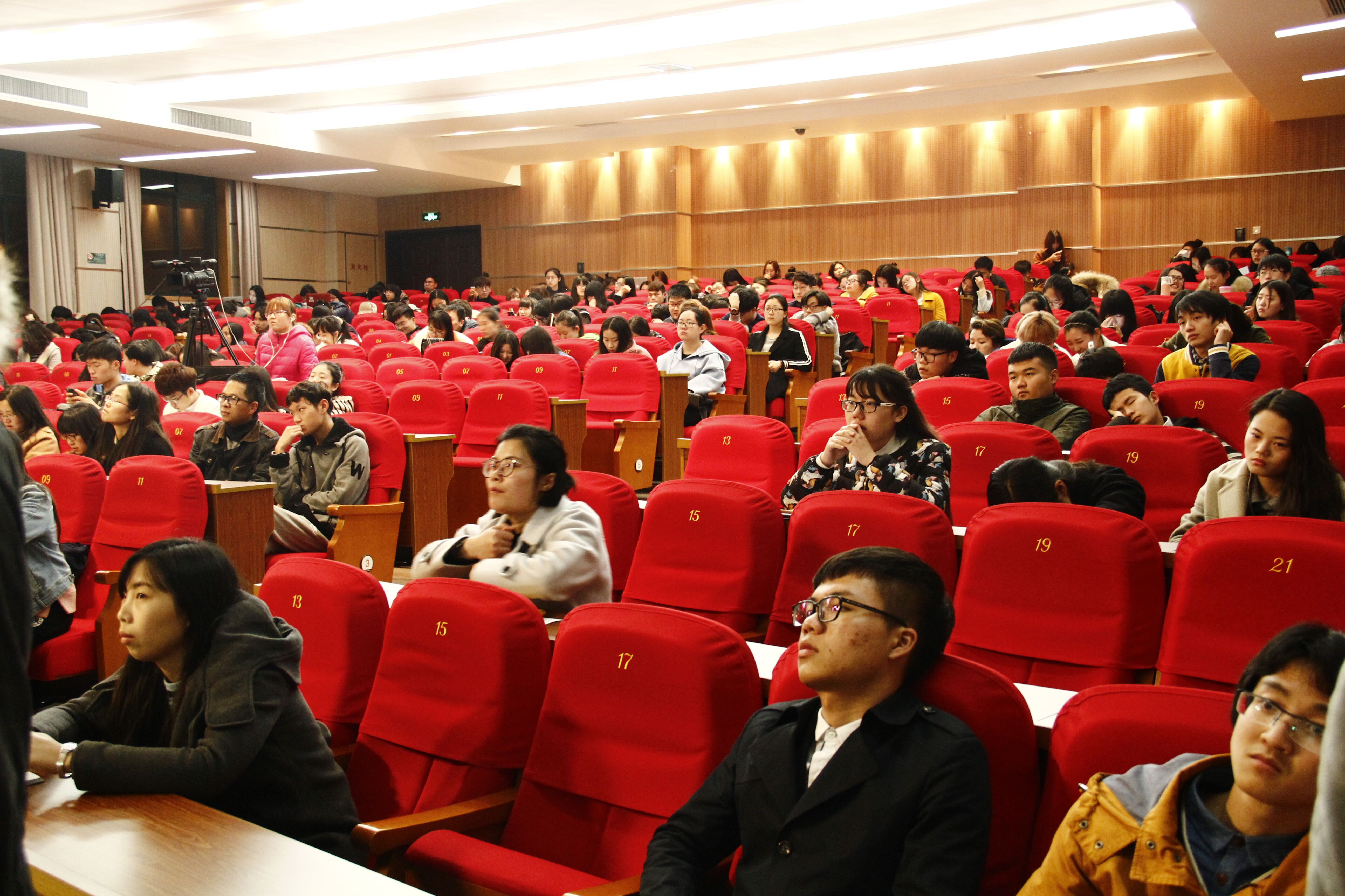 201603241458805525_466292.jpg 王其全讲座图片.jpg